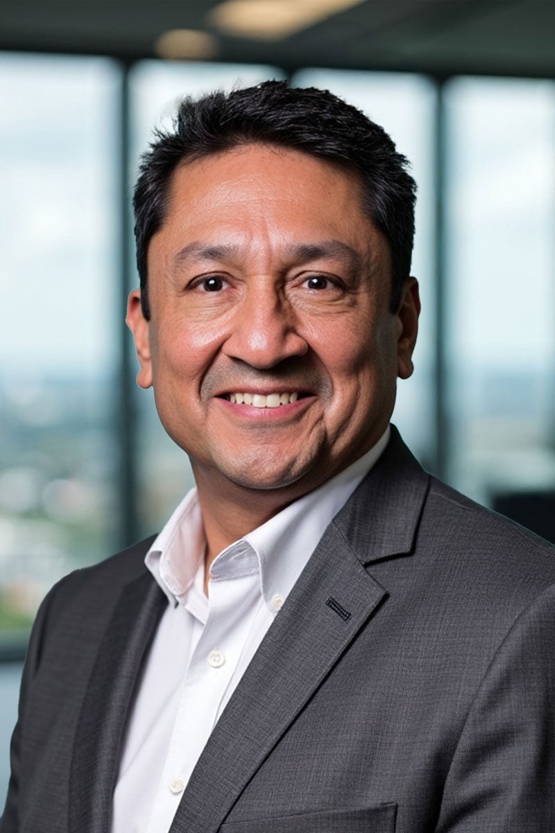 Ernesto Aguilar